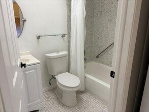 4640 Lucerne Lakes Blvd W in Greenacres, FL - Building Photo - Building Photo