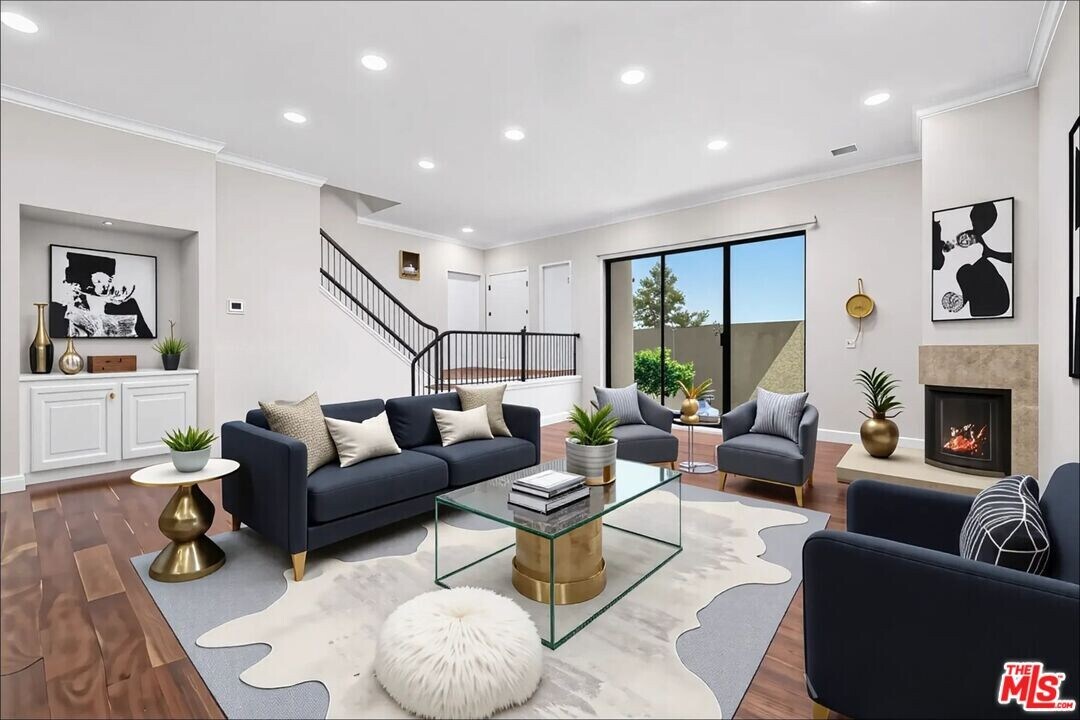 2312 Century Hill in Los Angeles, CA - Building Photo