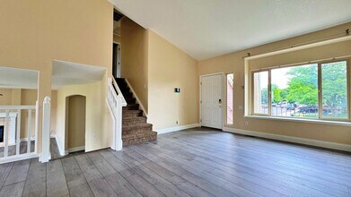 2755 S Cathay Way in Aurora, CO - Building Photo - Building Photo