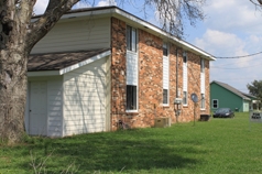 Country Place Apartments in Hempstead, TX - Building Photo - Building Photo