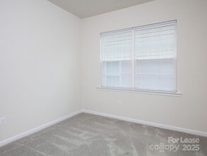 161 White Apple Wy in Statesville, NC - Building Photo - Building Photo