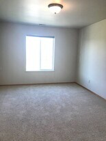 1018 N River Rock Dr in Belgrade, MT - Building Photo