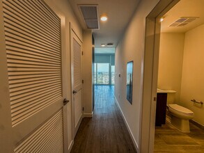 170 NE 23rd St, Unit S1 in Miami, FL - Foto de edificio - Building Photo