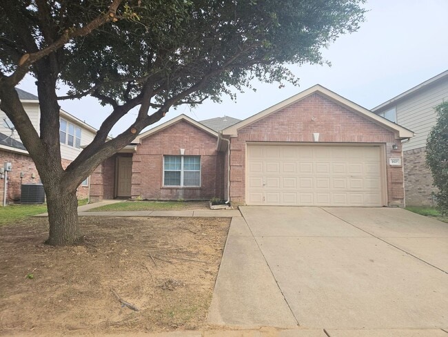 907 Cattail Dr