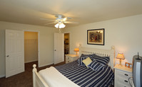 Village Green East Apartments in Janesville, WI - Building Photo - Interior Photo