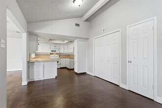 503 Cozby St N in Benbrook, TX - Building Photo - Building Photo