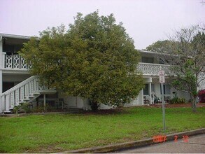 1030 Indian River Ave in Titusville, FL - Building Photo - Building Photo