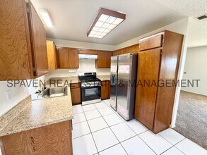 22728 Glendon Dr in Moreno Valley, CA - Building Photo - Building Photo