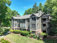 Kensington Place in Greensboro, NC - Foto de edificio - Building Photo