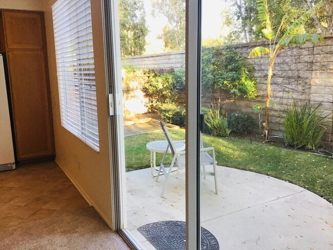 2096 Via Arandana in Camarillo, CA - Building Photo - Building Photo