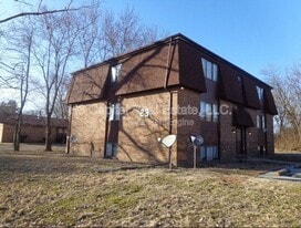 23 Kensington Heights Rd in Belleville, IL - Building Photo