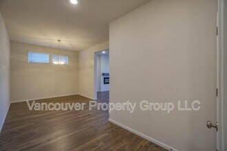 4945 NE 24th Ave in Vancouver, WA - Building Photo - Building Photo