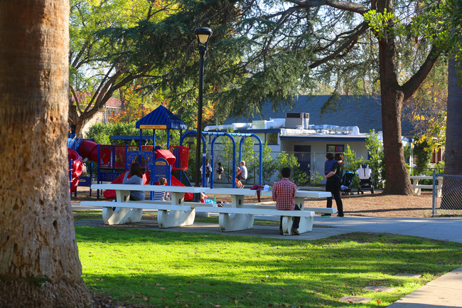 Apartamentos Alquiler en South Lake, CA