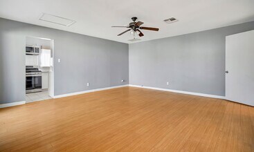 15157 Valleyheart Dr in Sherman Oaks, CA - Building Photo - Building Photo