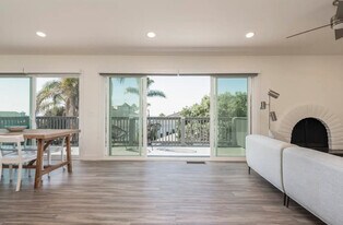 1500 Neptune Ave in Encinitas, CA - Building Photo
