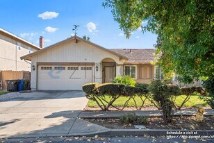 1488 Gilbert Ave in Fremont, CA - Building Photo