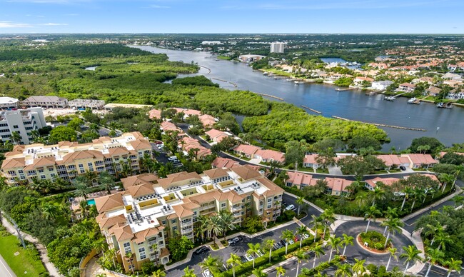 Riverwalk Pointe in Jupiter, FL - Building Photo - Building Photo