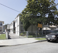 11340 Miranda St in North Hollywood, CA - Foto de edificio - Building Photo