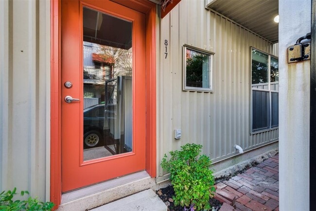 817 Andrews St in Houston, TX - Building Photo - Building Photo