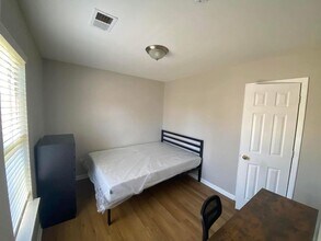 1026 Brianna Way in Charlotte, NC - Building Photo - Building Photo