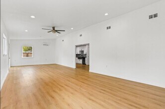 3429 Turnabout Loop in Schertz, TX - Building Photo - Building Photo