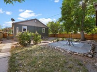 400 E 5th St in Cheyenne, WY - Foto de edificio - Building Photo