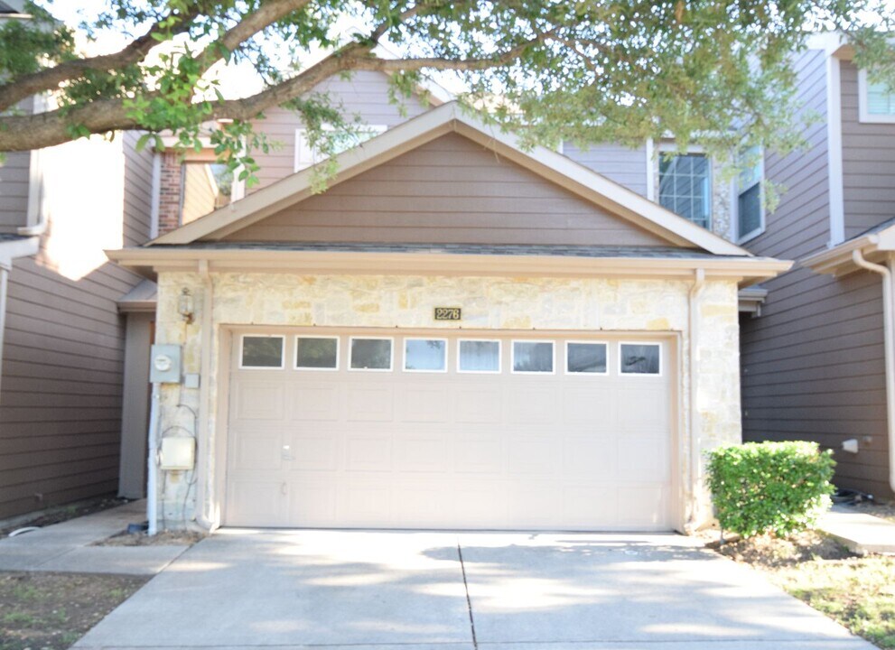 2276 Fletcher Trail in Plano, TX - Building Photo