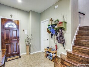 11906 Tokyo in San Antonio, TX - Building Photo - Building Photo