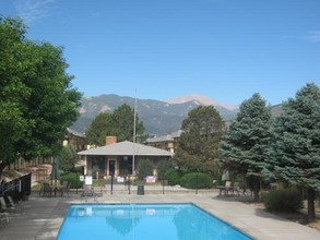 Mountain Ridge in Colorado Springs, CO - Building Photo - Building Photo