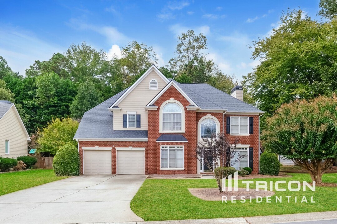 206 Brightwater Dr in Dallas, GA - Building Photo
