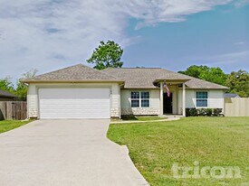 220 Kellyn Ct in Conroe, TX - Building Photo