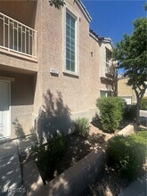 9157 Novel Ct in Las Vegas, NV - Building Photo - Building Photo