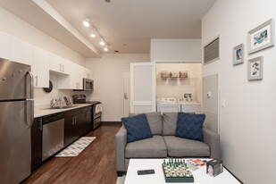 Student | Infinite Chicago Apartments