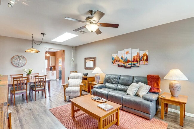 3925 S Vía De Cristal, Unit ID1385990P in Green Valley, AZ - Building Photo - Building Photo