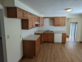 5 Lordan Dr in Buffalo, NY - Building Photo