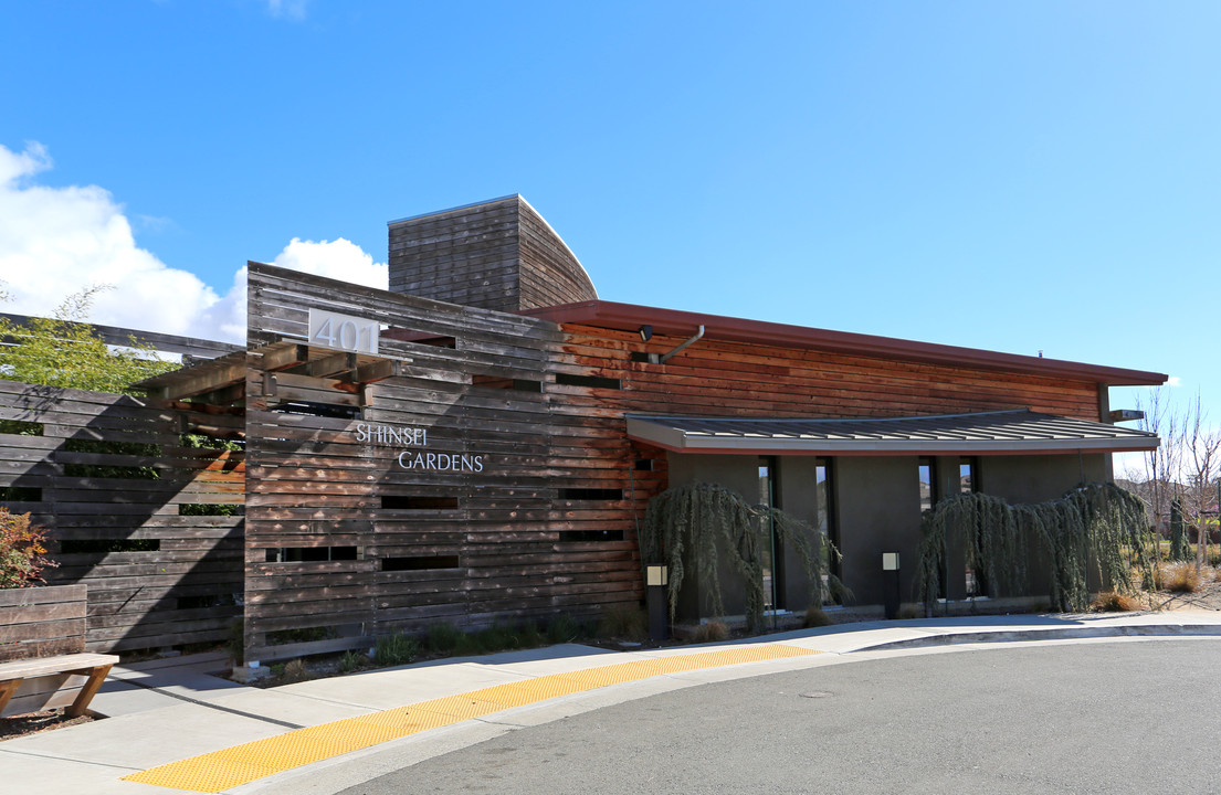 Shinsei Garden Apartments in Alameda, CA - Building Photo