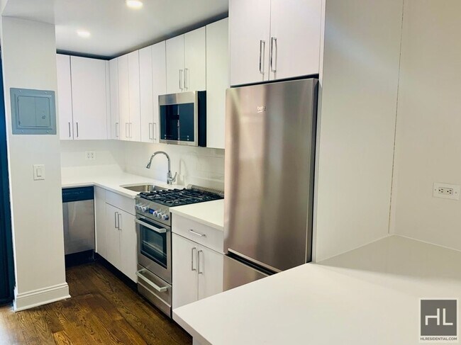 property at 165 E 35th St