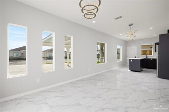 817 N Clarence Ave-Unit -3 in Edinburg, TX - Building Photo - Building Photo