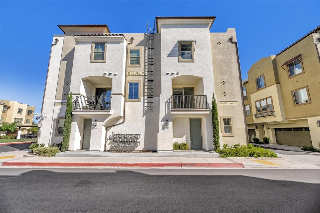 312 Canoe Ct in Santee, CA - Foto de edificio