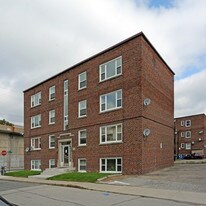 3 Webber Ave in Hamilton, ON - Building Photo