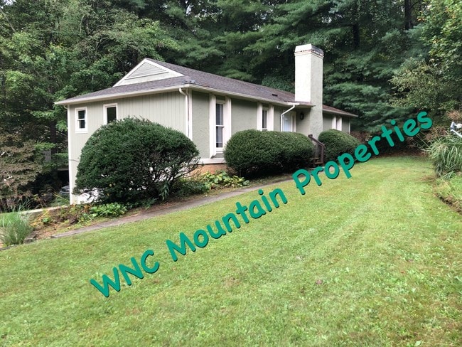 property at 44 Pine Ridge Trl