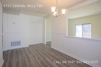 6721 Central Hills Terrace in Summerfield, MD - Building Photo - Building Photo