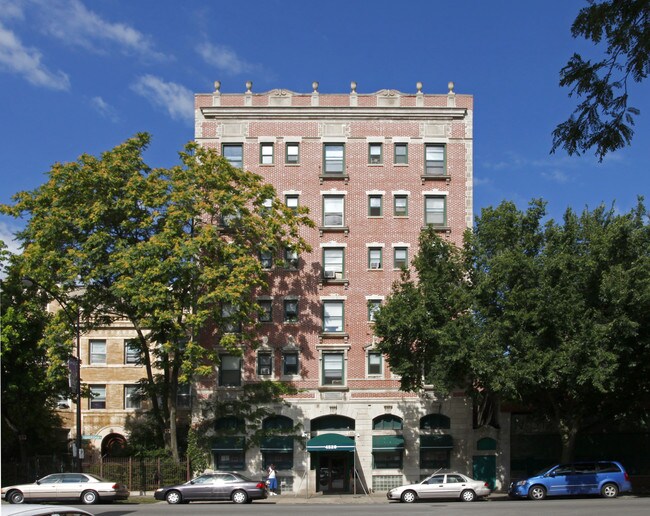 Sheridan View Apartments in Chicago, IL - Building Photo - Building Photo