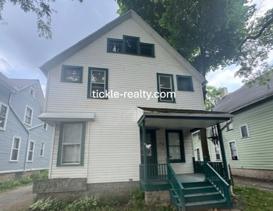 64 Edmonds St in Rochester, NY - Building Photo