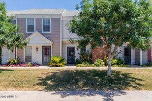 1600 N Saba St in Chandler, AZ - Building Photo