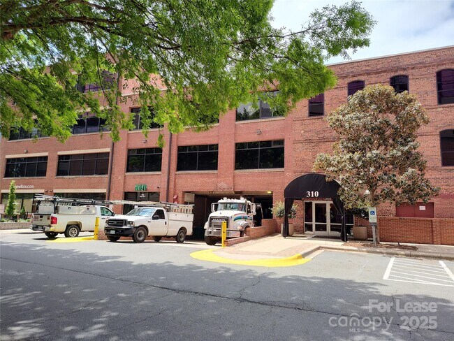 310 Arlington Ave in Charlotte, NC - Building Photo - Building Photo