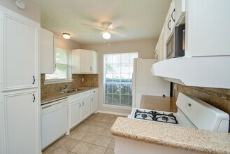 1910 Crosscoach Ln in Katy, TX - Building Photo - Building Photo