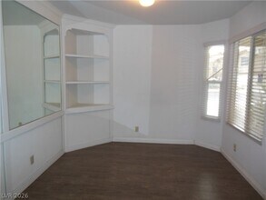 7532 Parnell Ave in Las Vegas, NV - Building Photo - Building Photo
