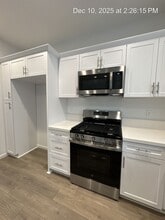 1335 W Sedona Ave in Visalia, CA - Building Photo - Building Photo