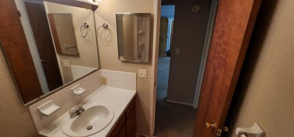 57 Willow Dr-Unit -1 in Youngstown, OH - Building Photo - Building Photo